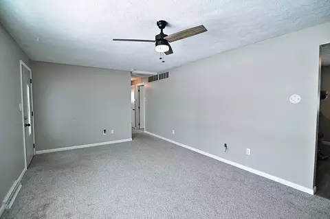 3905 Kimberly Dr, Springfield, OH 45503 photo 9