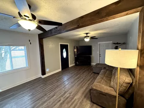 2152 W Blee Rd, Springfield, OH 45502 photo 3