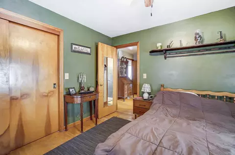 Bedroom - 2112 Miracle Mile, Springfield, OH 45503 photo 4 of 7