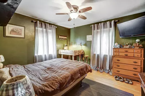 Bedroom - 2112 Miracle Mile, Springfield, OH 45503 photo 3 of 7
