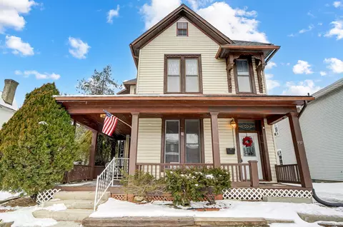 937 Oak St, Springfield, OH 45505