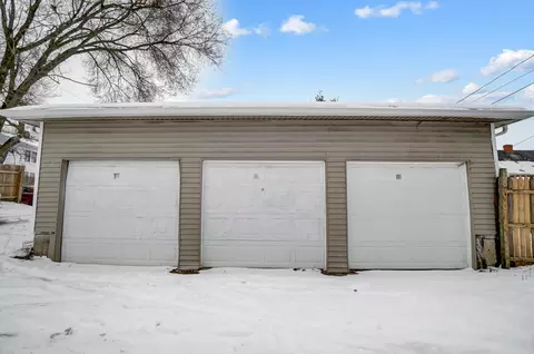 937 Oak St, Springfield, OH 45505 photo 2