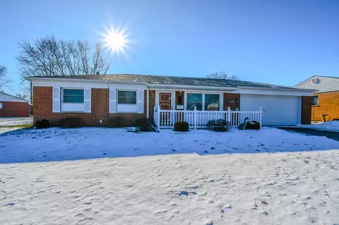 138 Cricket Ln, Troy, OH 45373