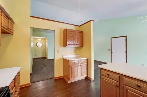 1247 Warbler Rdg, Springfield, OH 45503 photo 11