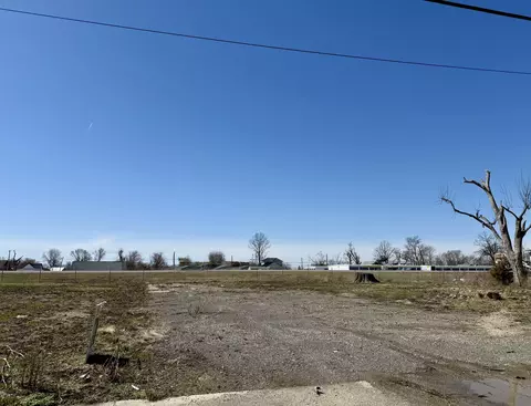 165 N Oak St, Lakeview, OH 43331
