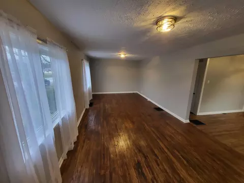 212 Cretcher Ave, De Graff, OH 43318 photo 8