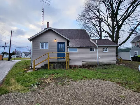 212 Cretcher Ave, De Graff, OH 43318 photo 4