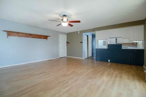 Living - 2957 Alameda Dr, Springfield, OH 45503 photo 2 of 4