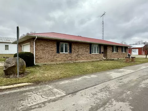 115 Lynn St, Palestine, OH 45352