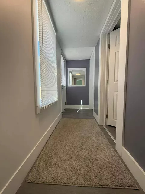 209 N Thompson Ave, Springfield, OH 45504 photo 14