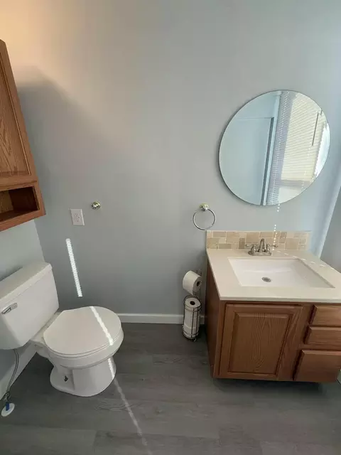 209 N Thompson Ave, Springfield, OH 45504 photo 10