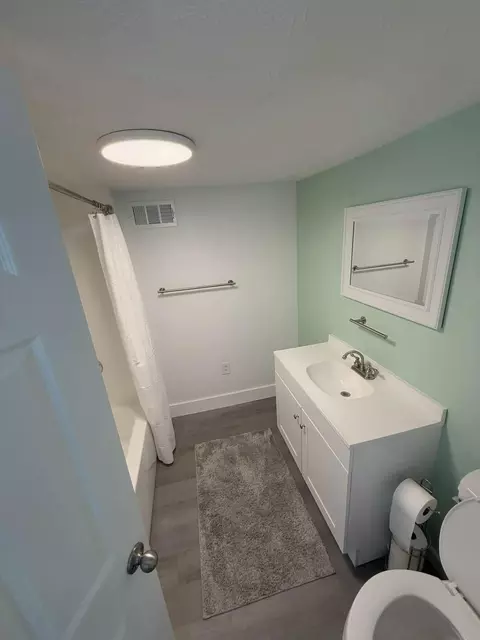 209 N Thompson Ave, Springfield, OH 45504 photo 15