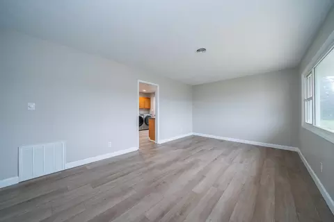 2151 S Aragon Ave, Kettering, OH 45420 photo 7