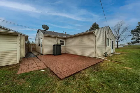 2151 S Aragon Ave, Kettering, OH 45420 photo 39
