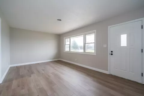 2151 S Aragon Ave, Kettering, OH 45420 photo 9