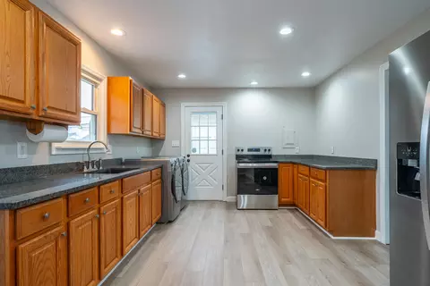 2151 S Aragon Ave, Kettering, OH 45420 photo 10