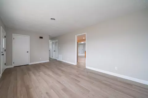 2151 S Aragon Ave, Kettering, OH 45420 photo 6