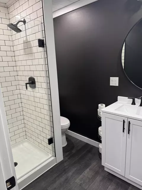 Bath - 522 N Ash St, Celina, OH 45822 photo 2 of 3