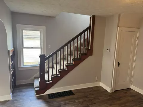 854 856 Champion Ave, Springfield, OH 45503 photo 9