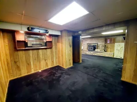 Living - 530 Catherine St, Springfield, OH 45505 photo 4 of 4