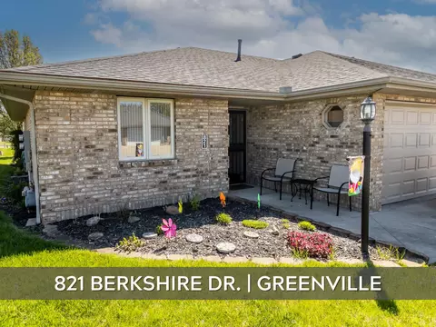 821 Berkshire Dr, Greenville, OH 45331