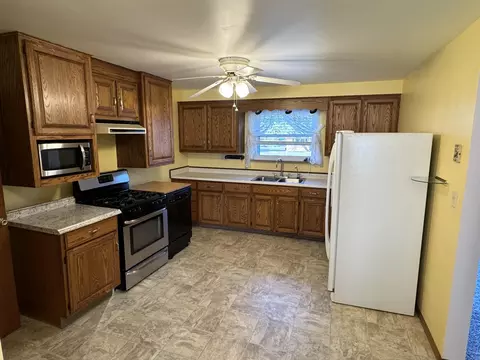1673 Uplands Dr, Springfield, OH 45506 photo 8