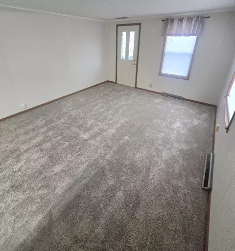 371 S Mill St, De Graff, OH 43318 photo 9