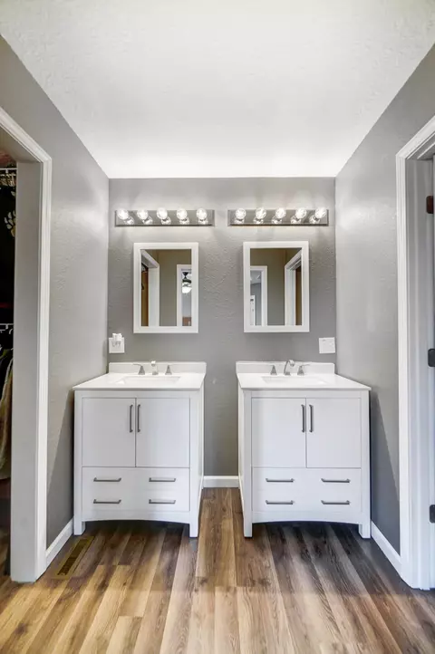 Bath - 116 S Green St, Mendon, OH 45862 photo 1 of 8