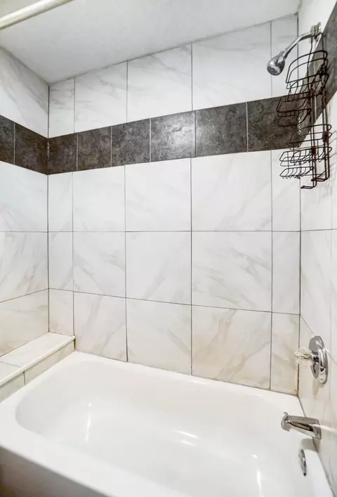 Bath - 116 S Green St, Mendon, OH 45862 photo 3 of 8