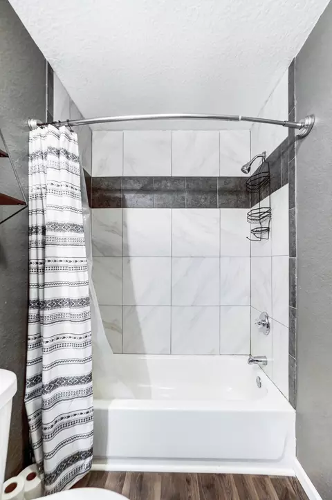 Bath - 116 S Green St, Mendon, OH 45862 photo 6 of 8