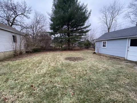 Exterior - 817 W Second St, Springfield, OH 45504 photo 2 of 13
