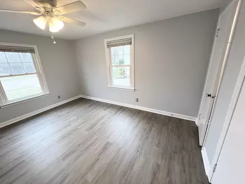 Bedroom - 817 W Second St, Springfield, OH 45504 photo 5 of 6