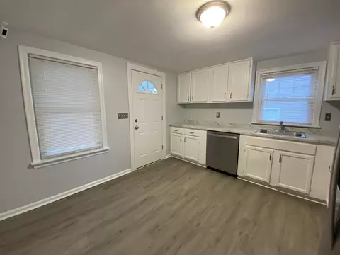 Kitchen - 817 W Second St, Springfield, OH 45504 photo 2 of 10