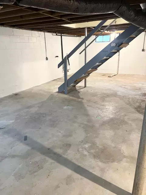 Other - 817 W Second St, Springfield, OH 45504 photo 11 of 14