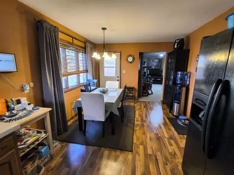 Dining - 10567 Celina Mendon Rd, Mendon, OH 45862 photo 2 of 2