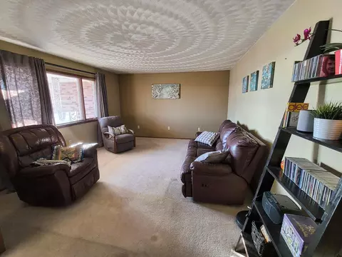 Living - 10567 Celina Mendon Rd, Mendon, OH 45862 photo 6 of 7