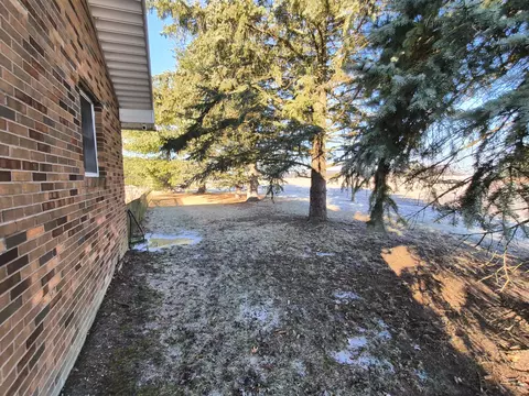 Exterior - 10567 Celina Mendon Rd, Mendon, OH 45862 photo 16 of 31