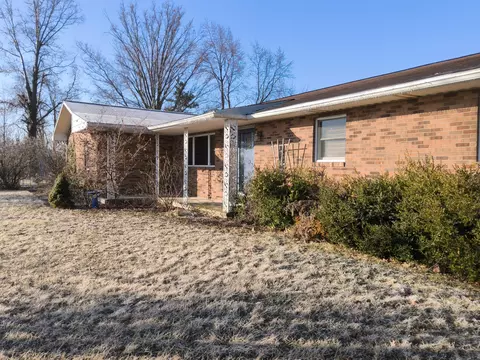 Exterior - 10567 Celina Mendon Rd, Mendon, OH 45862 photo 13 of 31