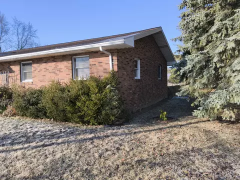 Exterior - 10567 Celina Mendon Rd, Mendon, OH 45862 photo 14 of 31