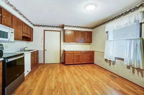 4868 W Brannan Dr, Springfield, OH 45502 photo 8