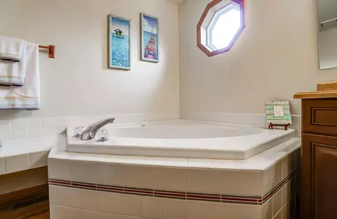 Bath - 4675 W Jackson Rd, Enon, OH 45323 photo 8 of 15