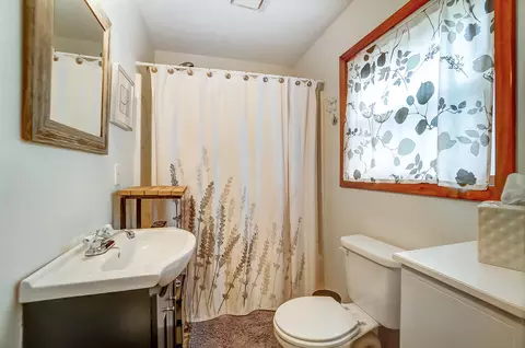 Bath - 4675 W Jackson Rd, Enon, OH 45323 photo 14 of 15