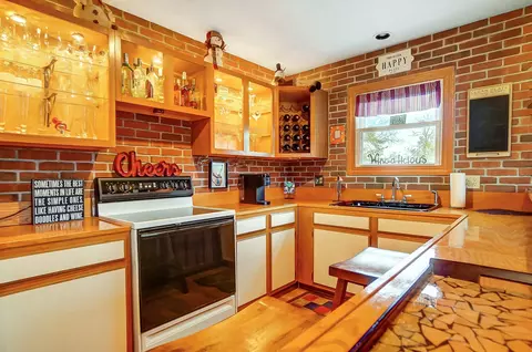 Kitchen - 4675 W Jackson Rd, Enon, OH 45323 photo 12 of 13