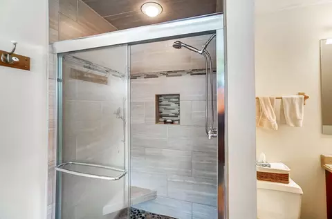 Bath - 4675 W Jackson Rd, Enon, OH 45323 photo 12 of 15