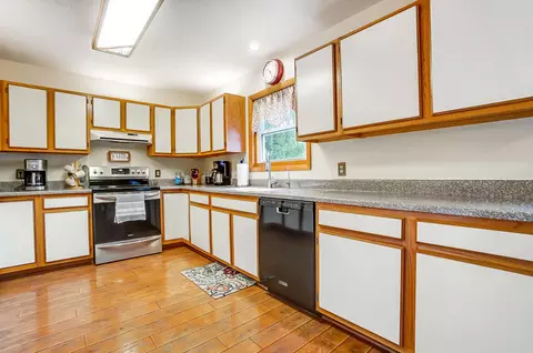 Kitchen - 4675 W Jackson Rd, Enon, OH 45323 photo 2 of 13
