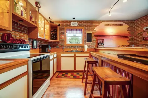 Kitchen - 4675 W Jackson Rd, Enon, OH 45323 photo 10 of 13