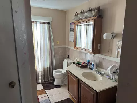 Bath - 401 W State St, Springfield, OH 45506 photo 1 of 2