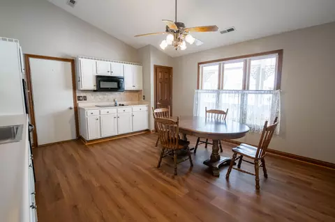Dining - 5877 Oldham Dr, Springfield, OH 45503 photo 1 of 2
