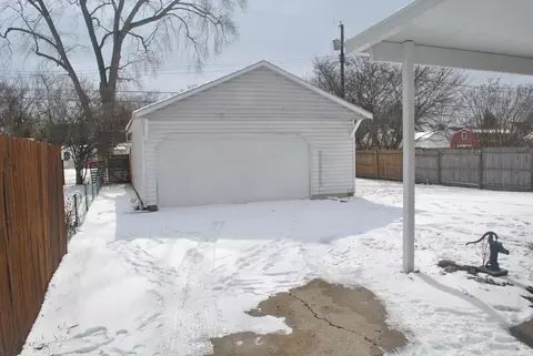 1733 N Sweetbriar Ln, Springfield, OH 45505 photo 12