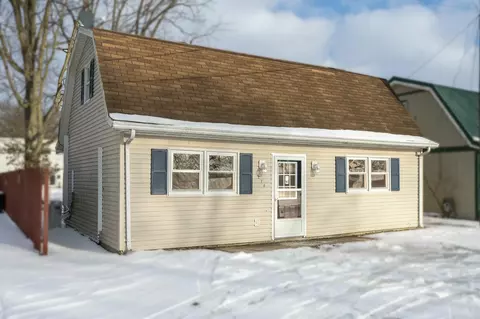 7274 Hardin Dr, Russells Point, OH 43348